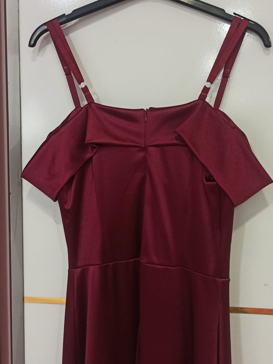 Vestido de Fiesta Largo Dallas- Escote Bardot con Abertura en la Falda