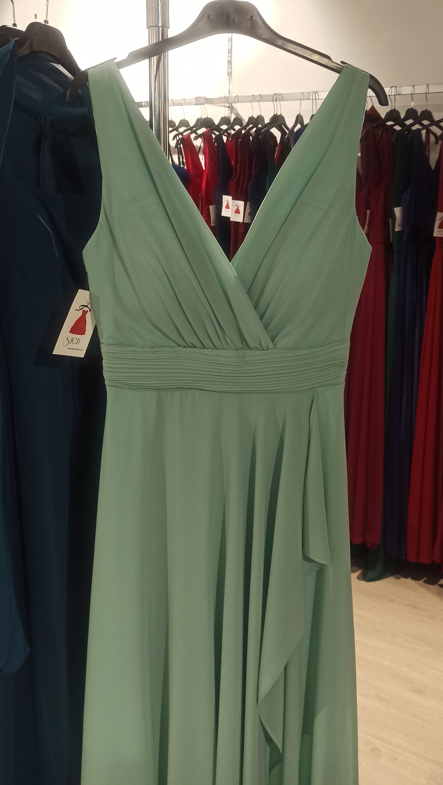 Vestido de fiesta largo bajos asimétricos Dallas