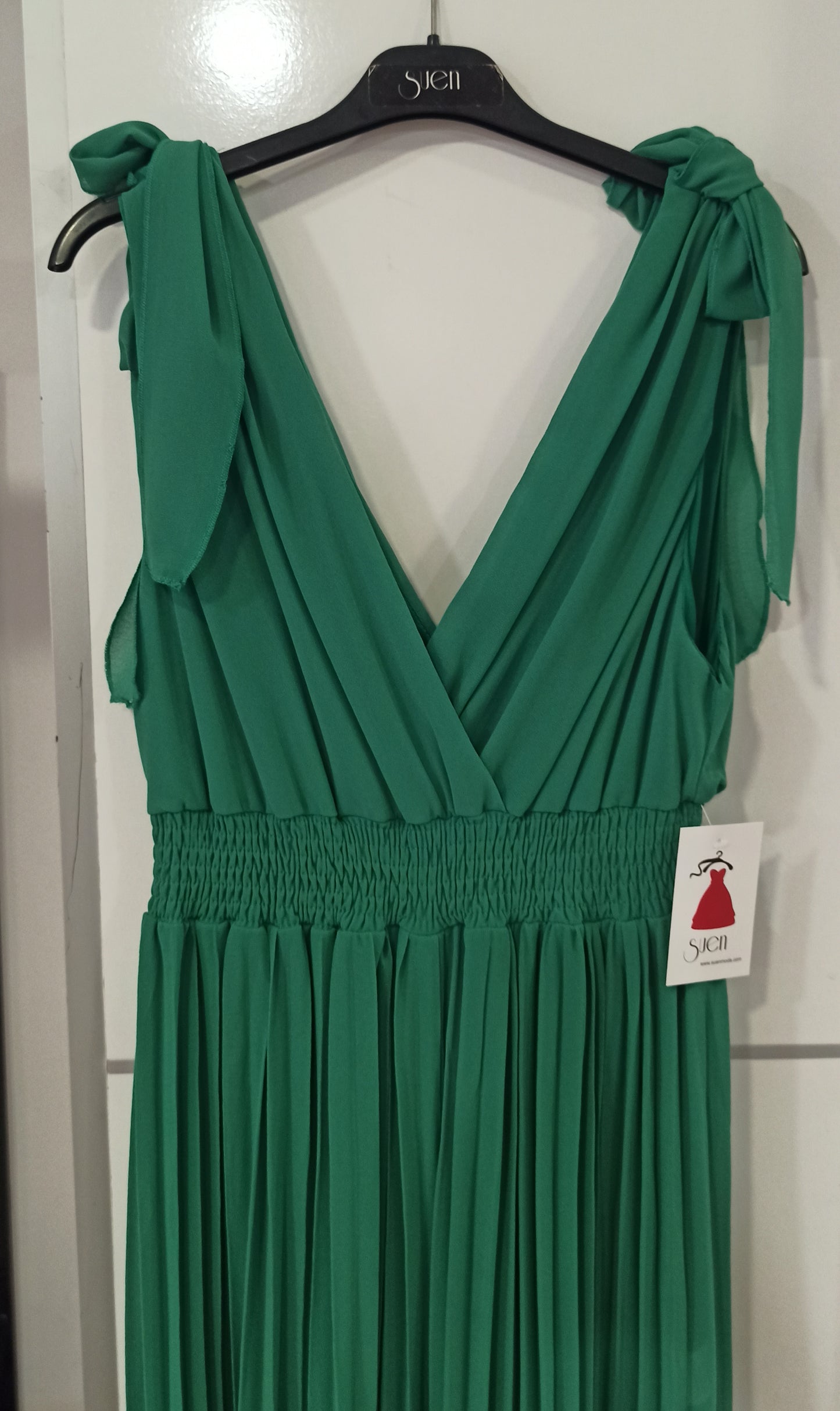 Mono de Vestir Maceió-Escote Pico y Pantalón Palazzo Plisado