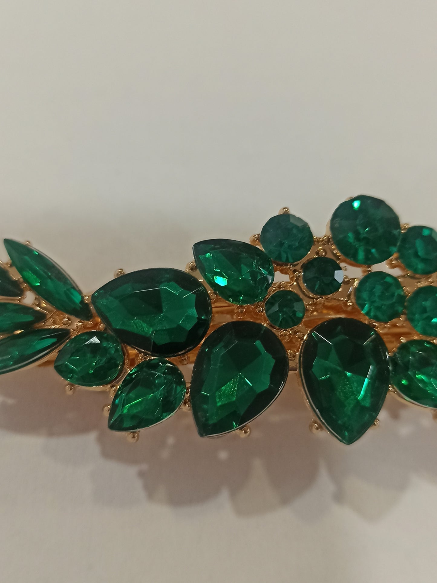 Pasador para peinados de Fiesta con pedrería Verde