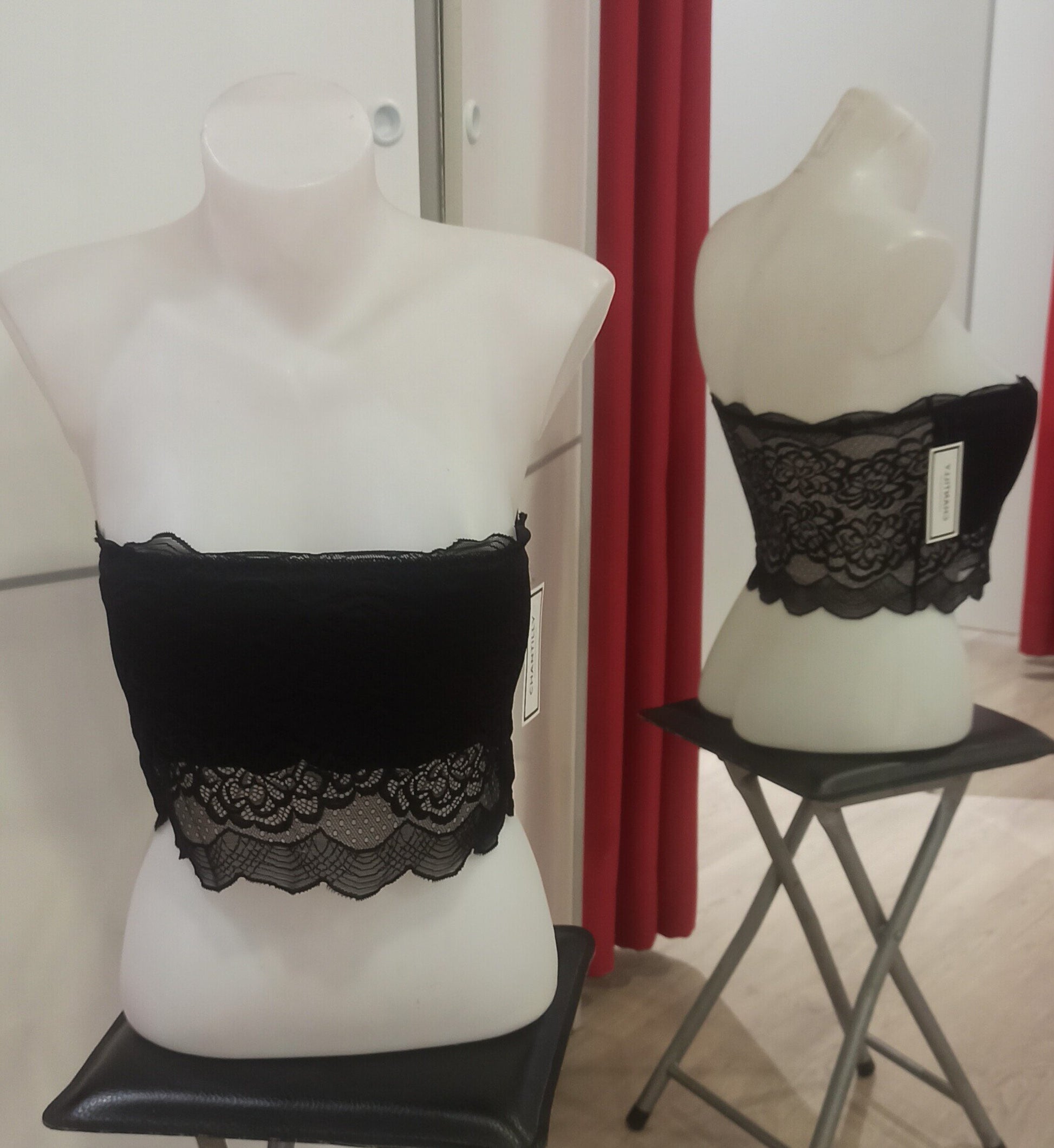Sujetador Bandeau de Encaje Negro