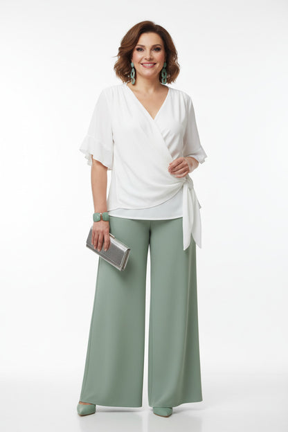 Blusa de Vestir Blanca Talla Grande con Fruncido Elegante