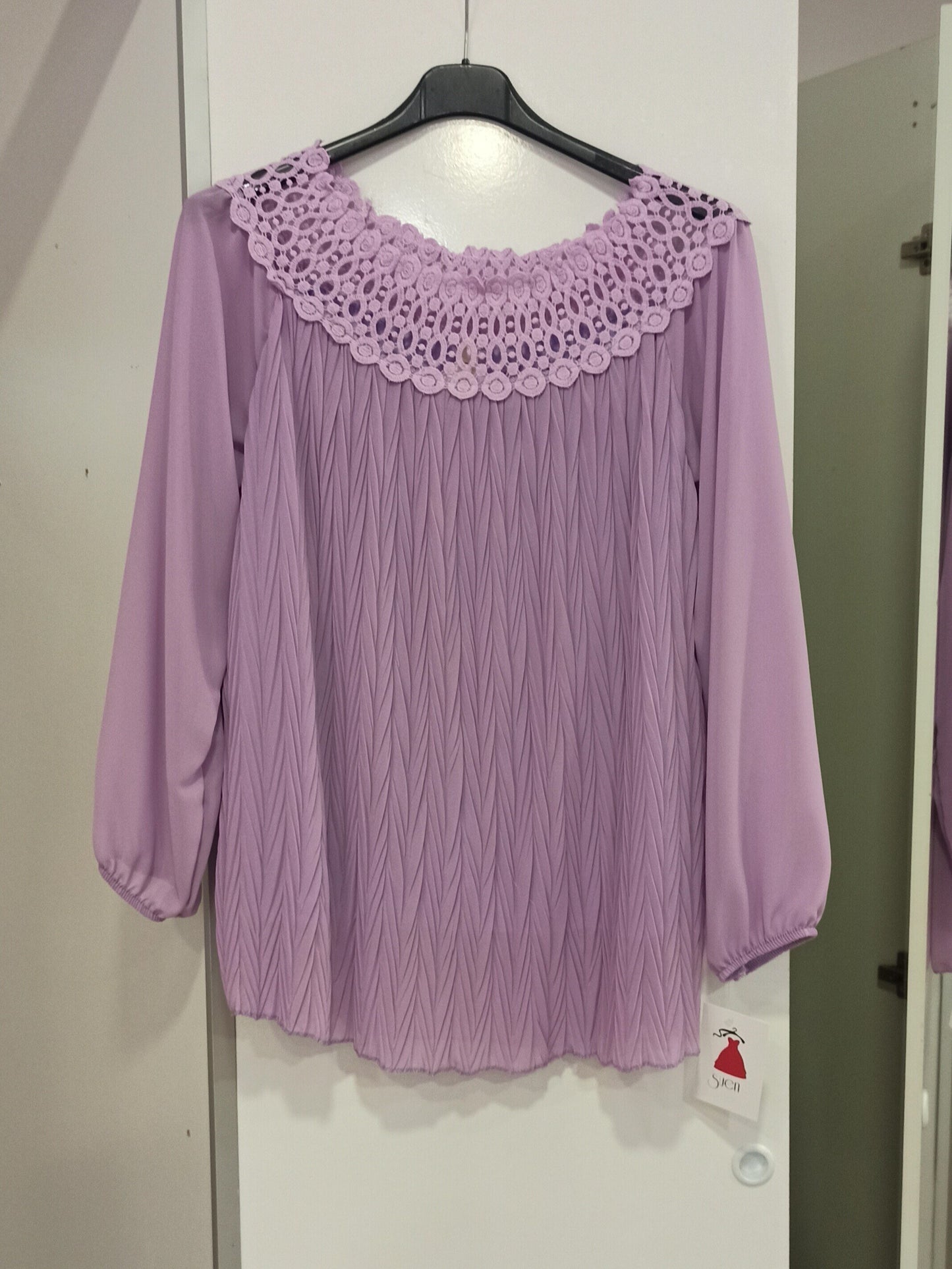 Blusa de fiesta talla grande con manga larga y plisados