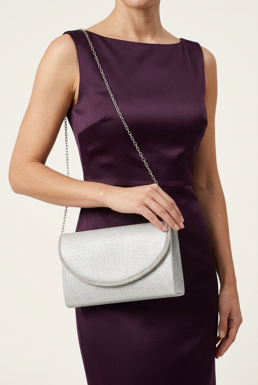 bolso de fiesta plateado con brillos