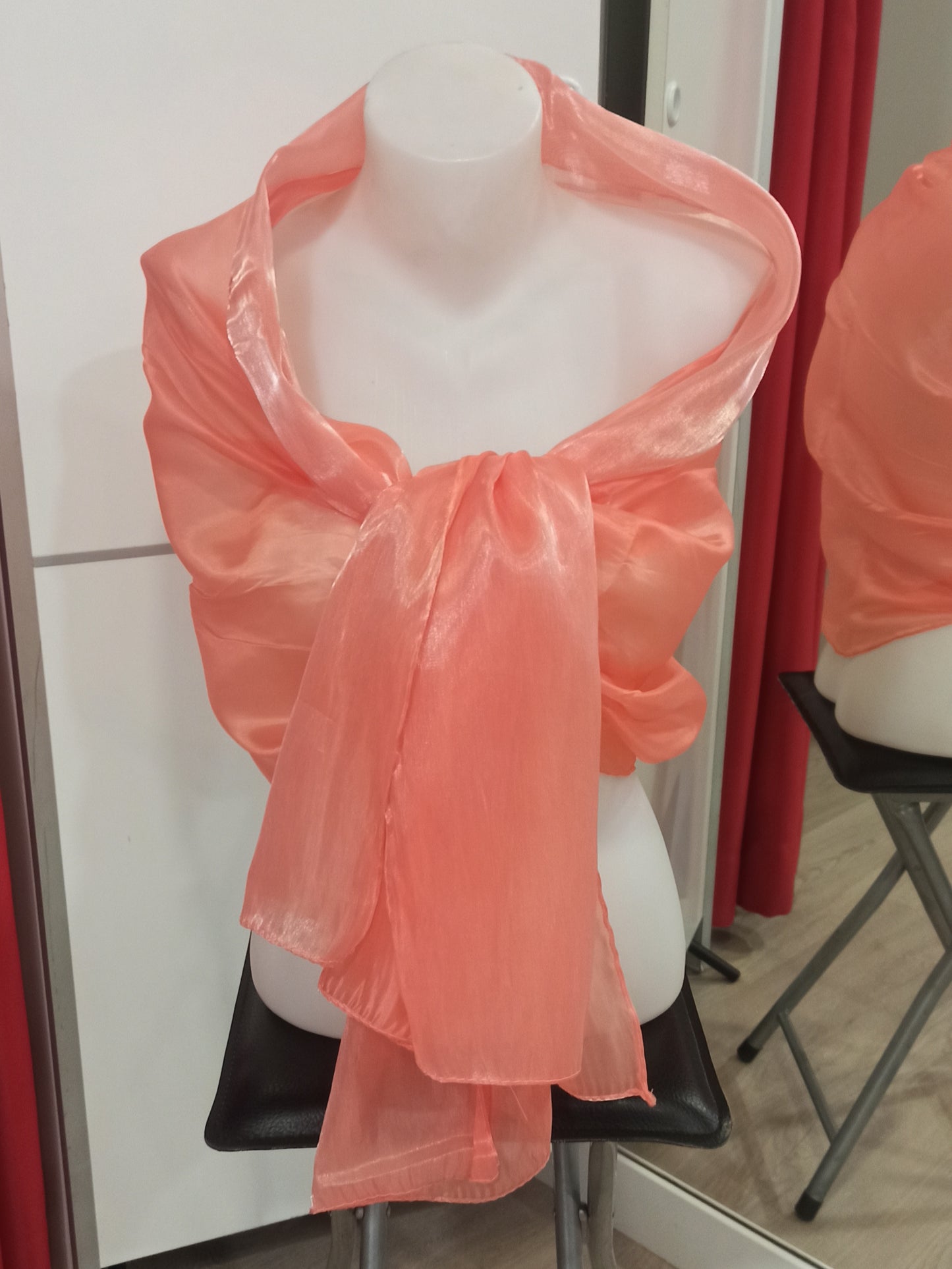 Chal de Fiesta Satinado Coral
