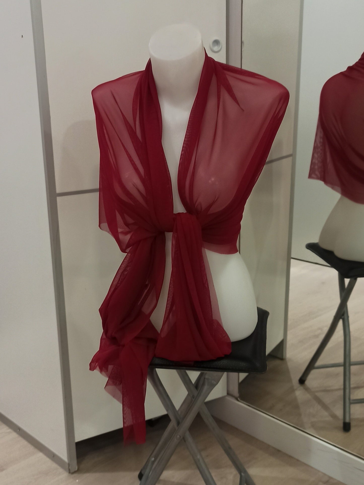 Chal de Tul para Fiestas y Bodas Ciruela