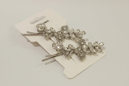 Clips de Pelo Plateados con Pedrería