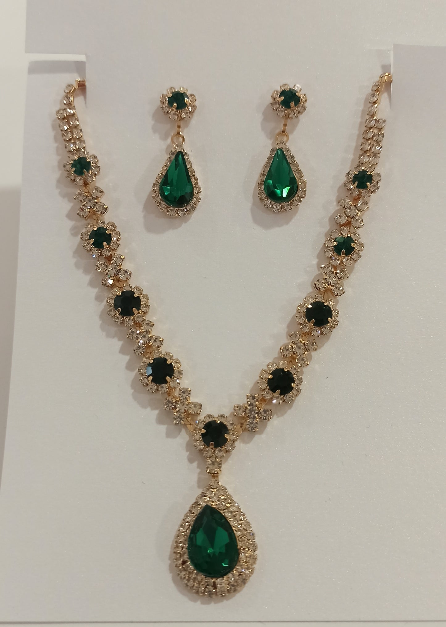 Conjunto Bisutería Pendientes y Collar Pedreía Verde