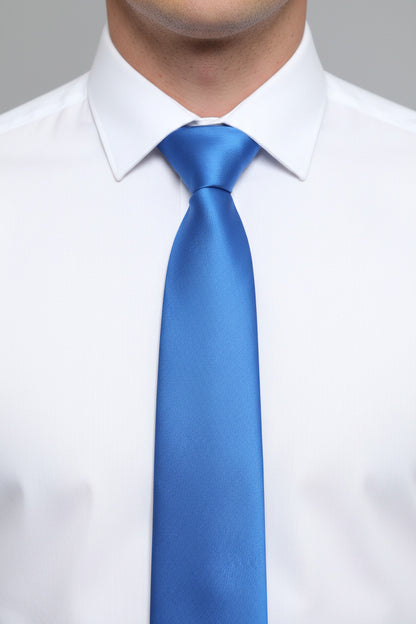 corbata azul para hombre