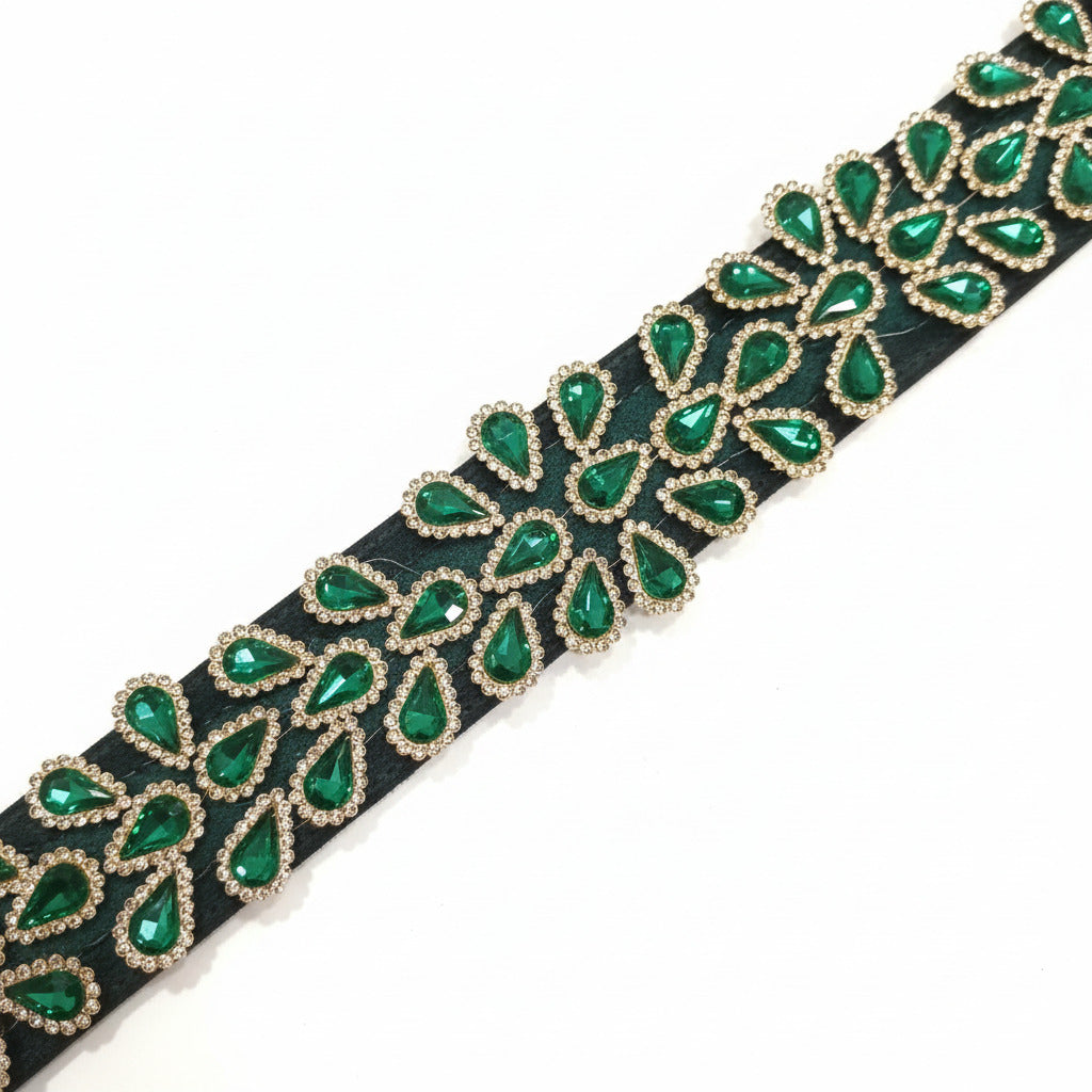 detalle cinturon fiesta elegante verde oscuro para monos y vestidos
