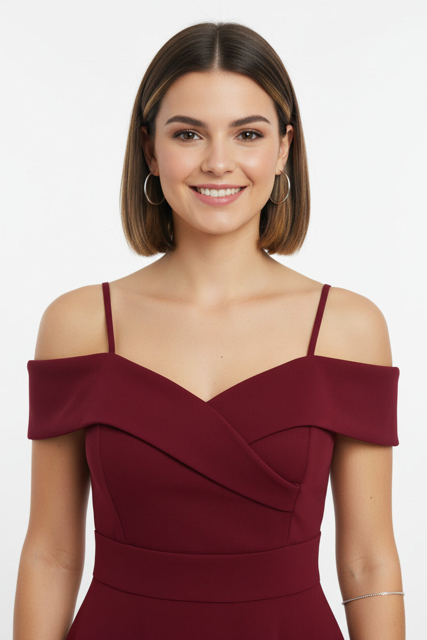 escote vestido de fiesta largo escote barco burdeos