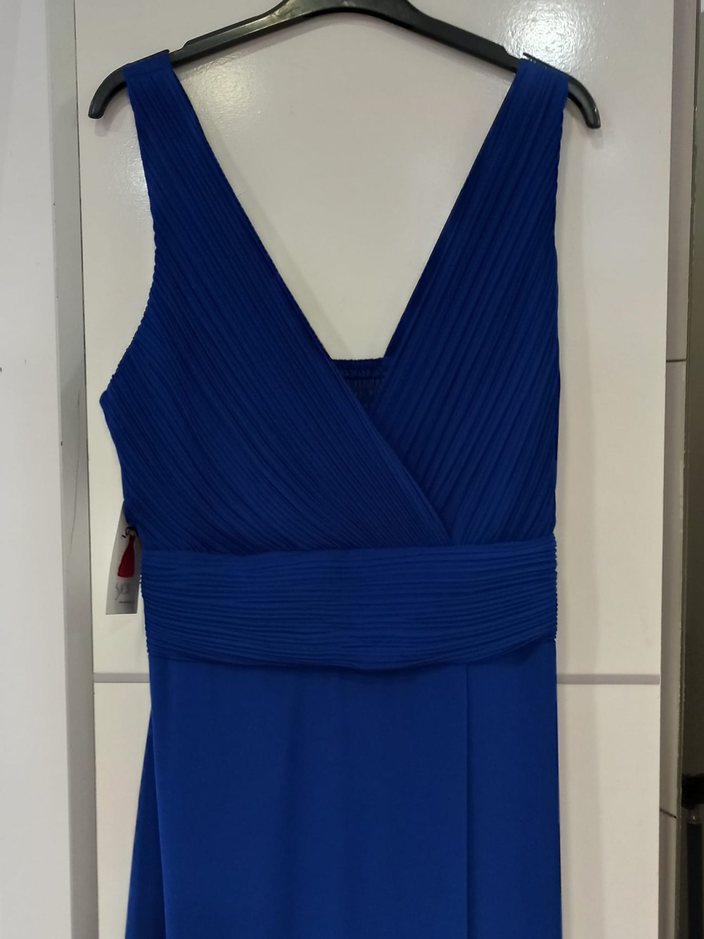 Vestido de Fiesta Largo Jaipur-Talla Grande con Escote pico y Abertura en la Falda