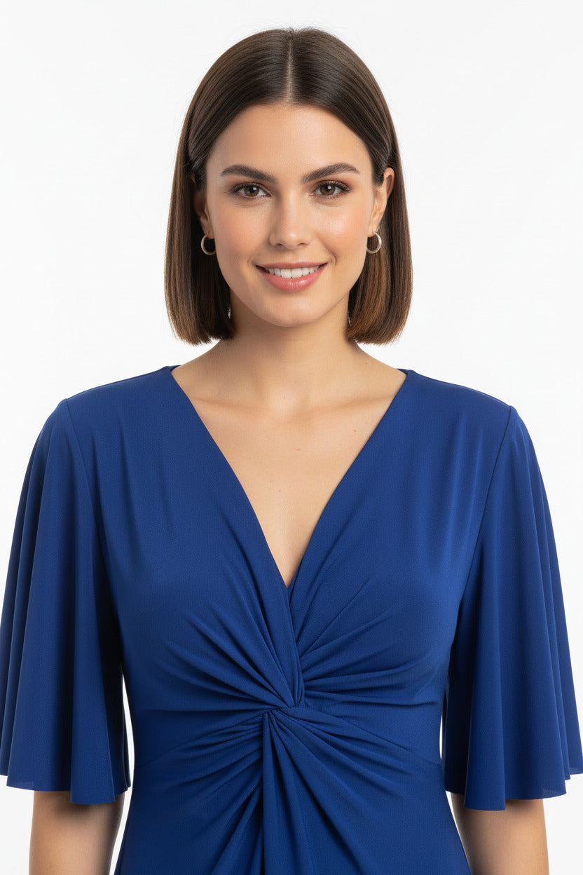 escote vestido de fiesta largo azul con manga corta y nudo cruzado en el escote 