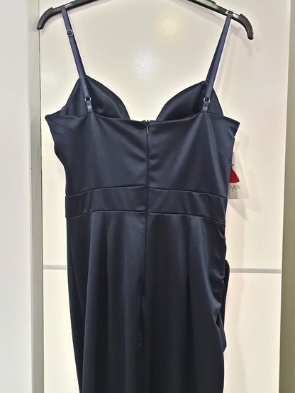 Vestido Largo de Fiesta Cesky - Ajustado con Escote Corazón y Abertura Falda