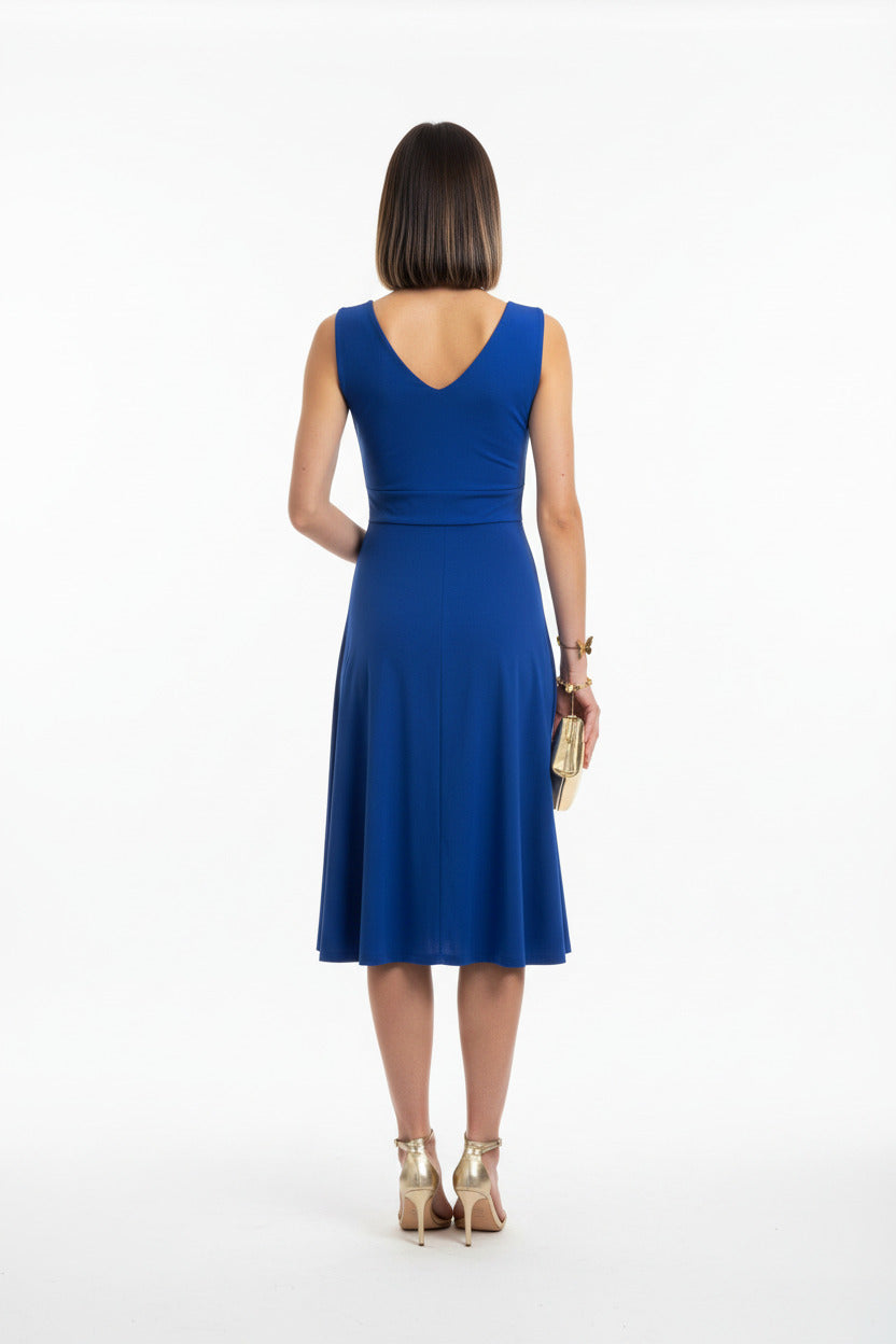 espalda vestido de fiesta corto invitada  color azul con escote pico cruzado