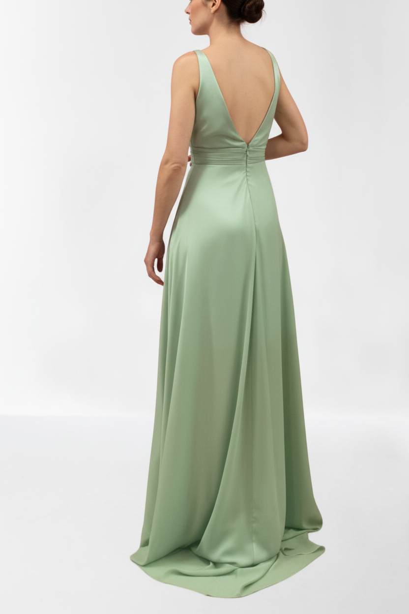 Espalda Vestido de invitada a boda largo con bajos asimetricos verde agua