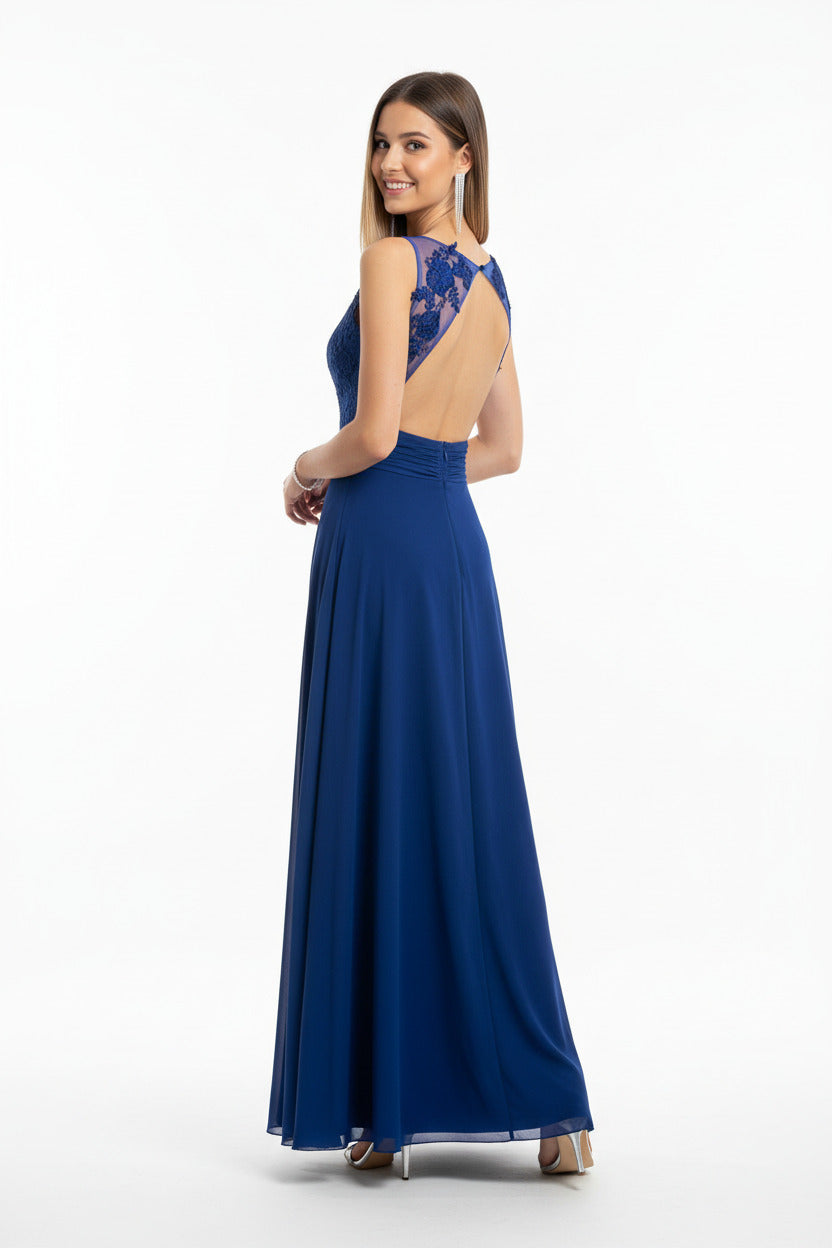 detalle vestido de fiesta largo azul con espalda descubierta con encaje