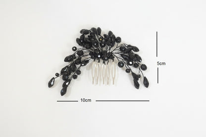 Peineta con pedrería negra