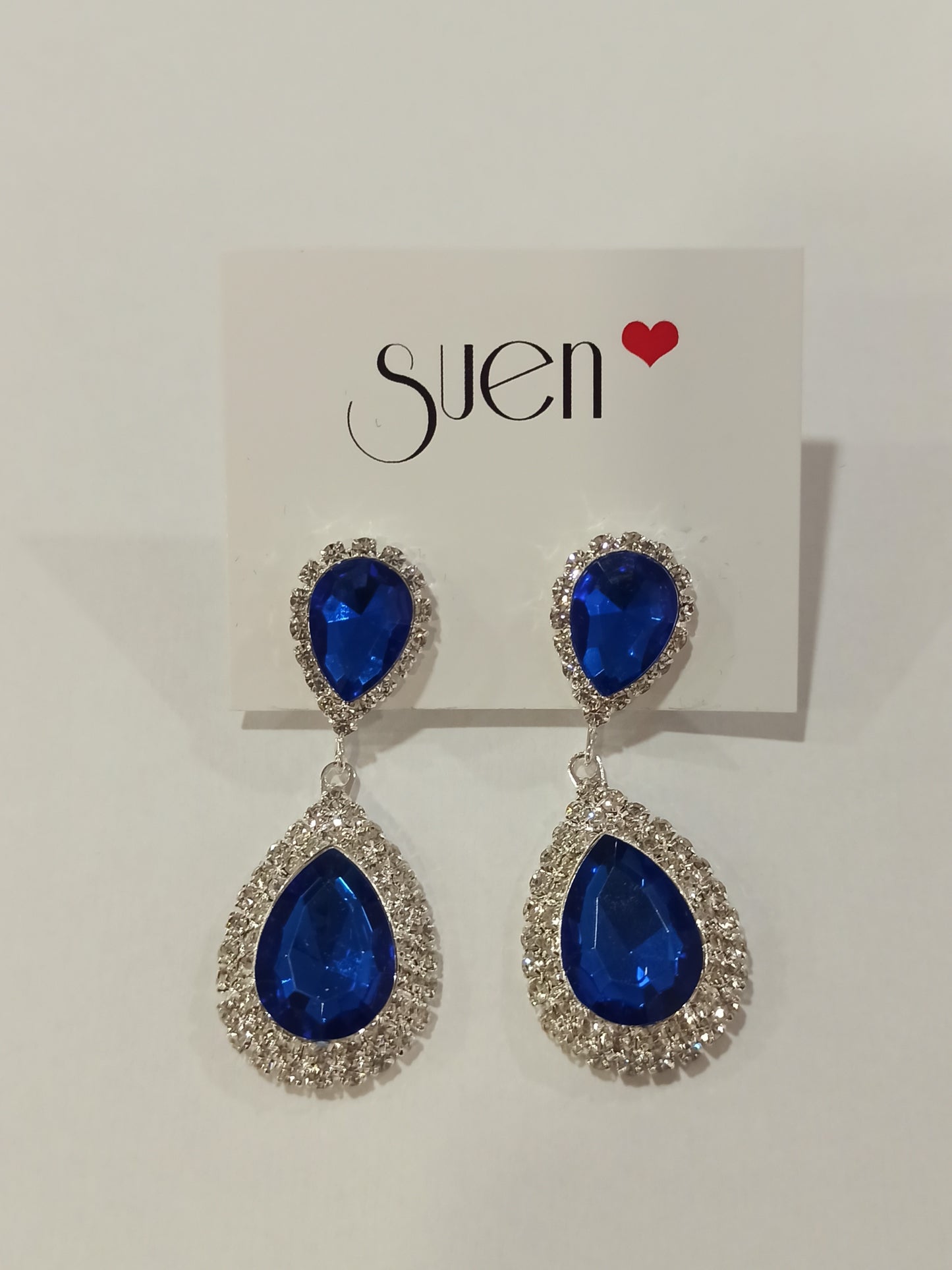 pendiente elegante de lagrima con piedra azul