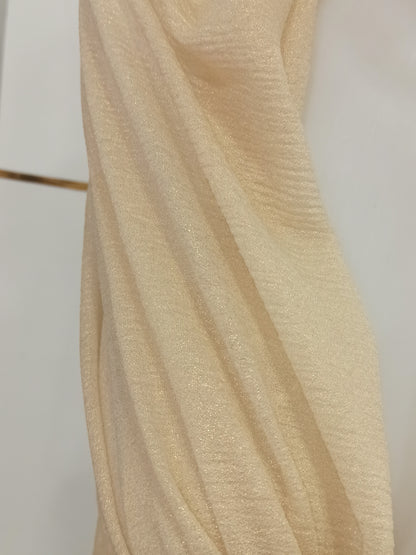 Chal reversible de fiesta beige con degradado dorado