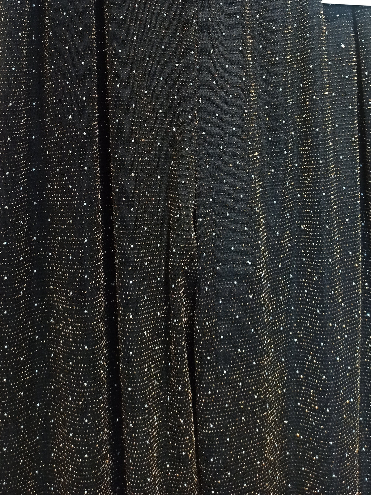 Pantalón ancho con brillos