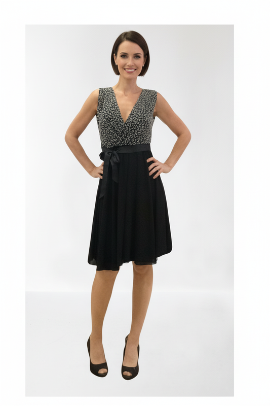 Vestido de Fiesta Corto con vuelo Elets Plateado U (36 38 40)