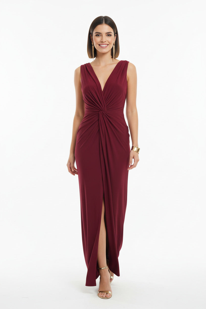 vestido de fiesta largo para invitada escote pico y abertura ne la falda color burdeos