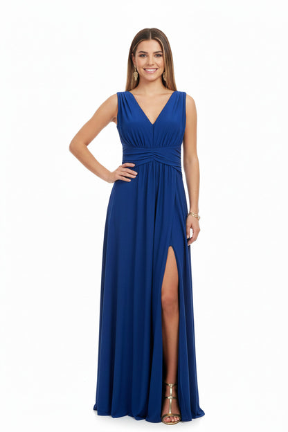 vestido de fiesta largo azul con escote pico y abertura en la falda