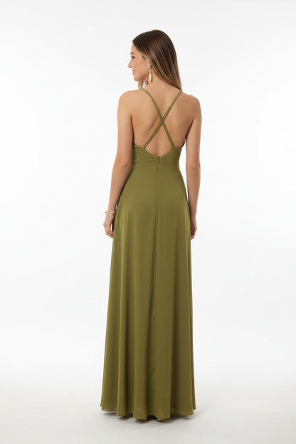 espalda vestido de fiesta largo color oliva con abertura en la falda