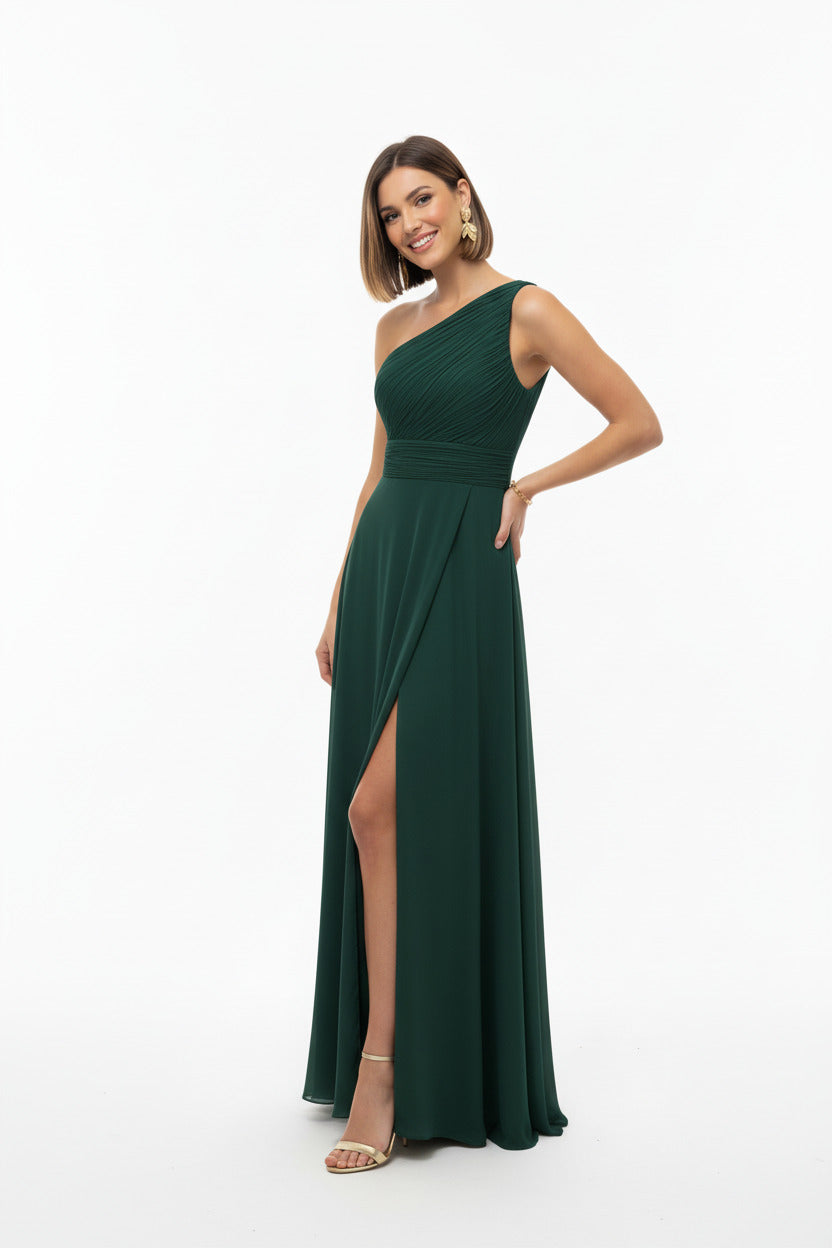 vestido de fiesta largo con escote asimétrico y abertura en la falda verde oscuro