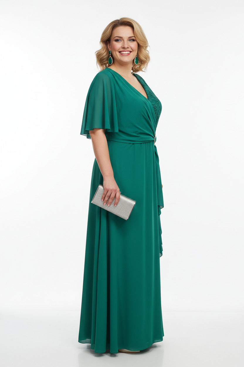 vestido para madrina largo con detalle de broche verde lateral