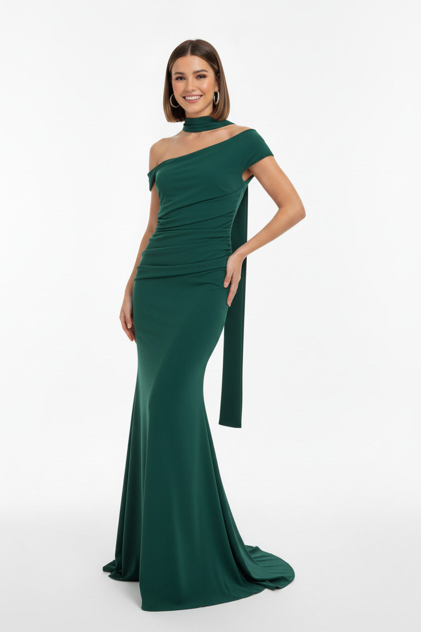 vestido de fiesta sirena con escote asimétrico verde oscuro